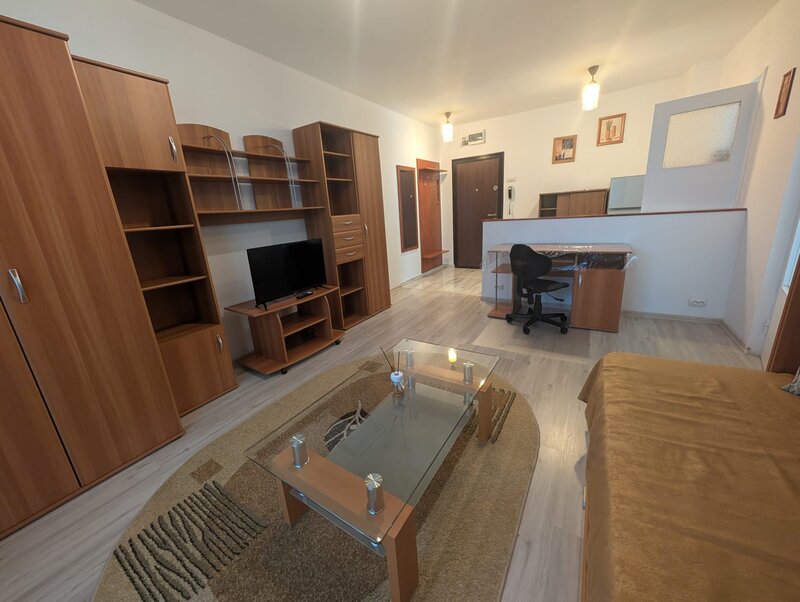 Parc Moghioros, metrou, apartament 2 camere, bloc reabilitat