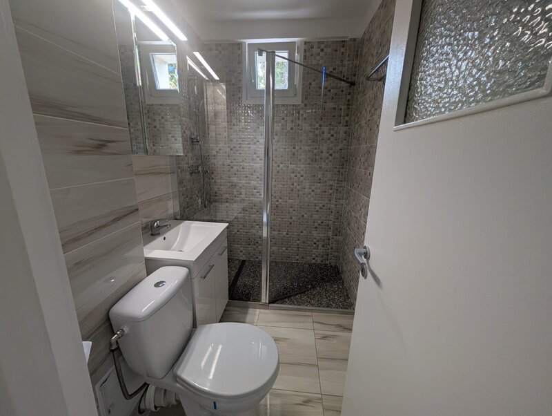 Parc Moghioros, metrou, apartament 2 camere, bloc reabilitat
