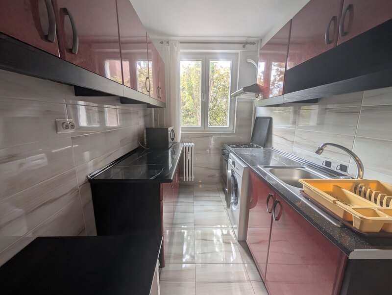 Parc Moghioros, metrou, apartament 2 camere, bloc reabilitat
